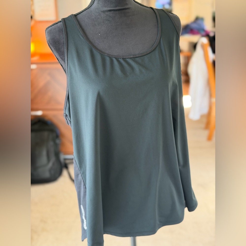 Under Armour Tank Top Athleisure Gym Workout Activewear